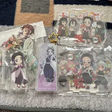 귀멸의 칼날 코쵸우 시노부 묶음 판매