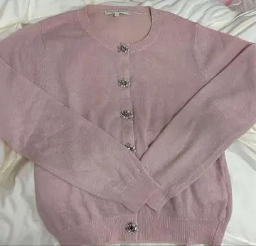 비쥬 달린 핑크 가디건