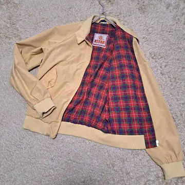 바라쿠타 BARACUTA 스윙탑 체크 자켓 블루종