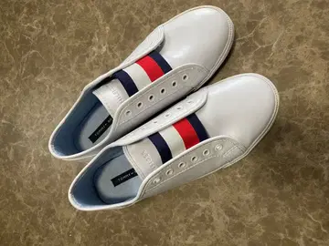 HILFIGER 화이트 스니커즈
