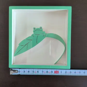 유리 박스형 개구리 퍼즐