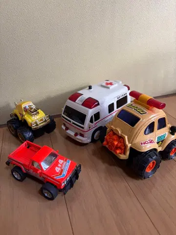 자동차 완구 4세트