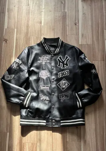 뉴욕 양키스 가죽 바시티 자켓