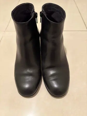 새상품급 CAMPER 블랙 가죽 사이드 고어 부츠 37 사이즈