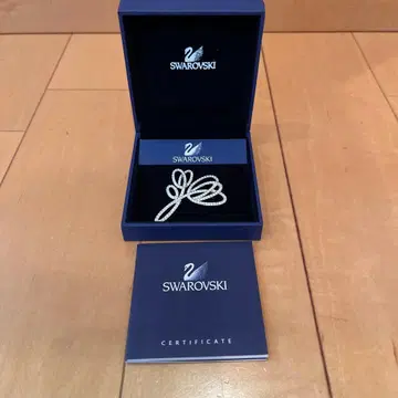 스와로브스키 Swarovski 브로치