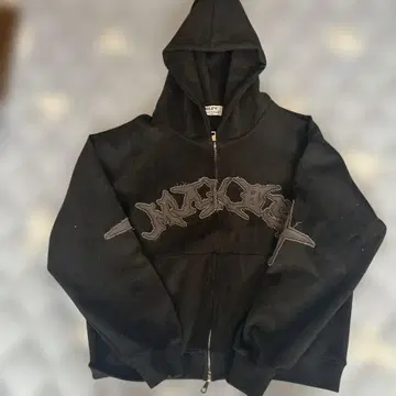 자수 로고 블랙 후드티