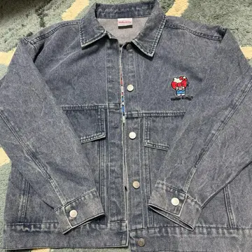 헬로키티 사가라 자수 데님 자켓 한정판 키티