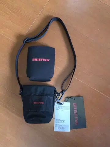 BRIEFING 숄더백 블랙