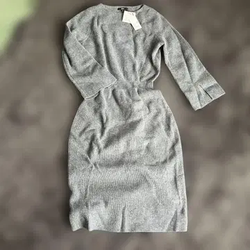 UNIQLO C 그레이 니트 원피스 긴팔 리브