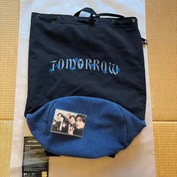 TXT ACT:TOMORROW 스트링 백팩 트레이딩 카드 포함