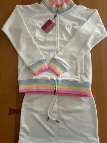 레이디 화이트 맨투맨 셋업