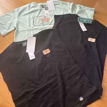 미세스 GU 콜라보 T셔츠