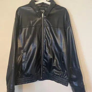 ZARA 블랙 합성 피혁 자켓 M