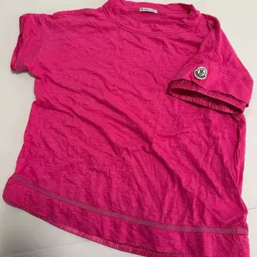 MONCLER 핑크 반팔 T셔츠