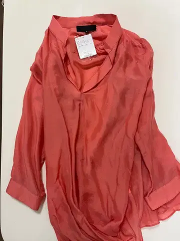 UNLIMITED 코랄 핑크 긴팔 셔츠 사이즈 2