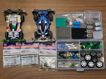 미니 사륜구동 2대와 부품 세트 ( 은퇴 세트 )