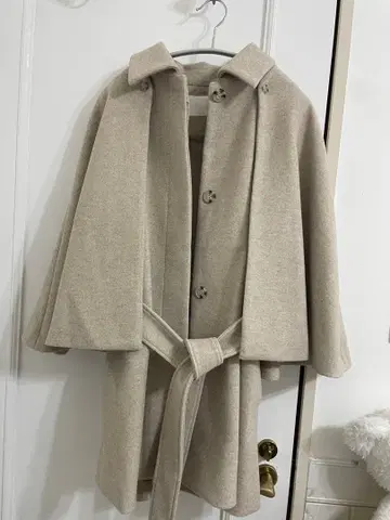 Chico 베이지 판초 케이프 코트