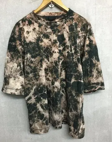 야마우치 25ss 새상품급 25151-ari 아리마츠 시보리 T셔츠