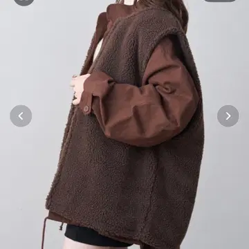 Chico 브라운 스탠드 카라 베스트 부착 자켓