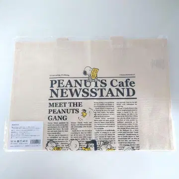 한정품 PEANUTS CAFE 스누피 토트백 NEWSSTAND