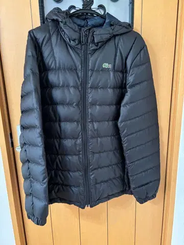 LACOSTE 후드 부착 다운 자켓