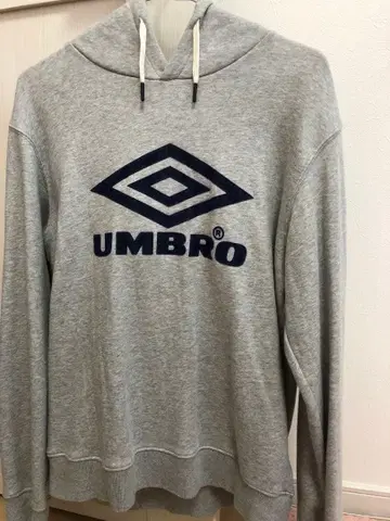 UMBRO 그레이 후드티