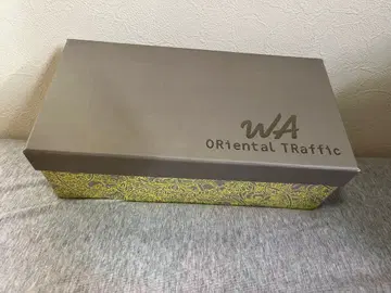 오리엔탈 트래픽 무스탕 슈즈