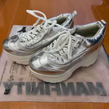 실버 통굽 스니커즈