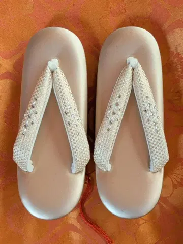 골드 비즈 장식 조리 M 사이즈