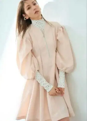 CELFORD 퍼프 자카드 볼륨 원피스