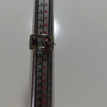 심플한 금속제 반지 925