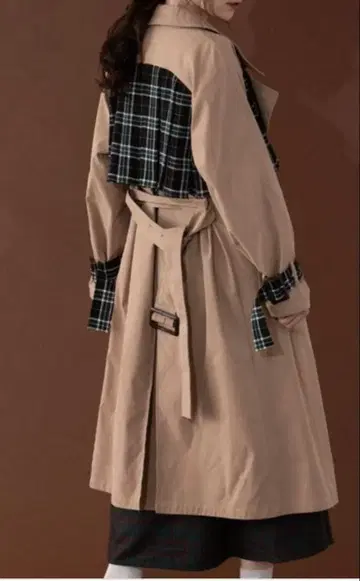 idem 체크 무늬 트렌치코트 베이지