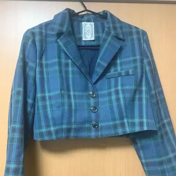 트웬티즈 폴과 길에서 우연히 만난 자켓 M