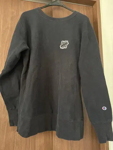 Champion Undefeated 트레이닝복 크루넥 L 블랙