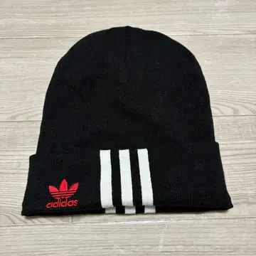 adidas x KORN 니트 모자