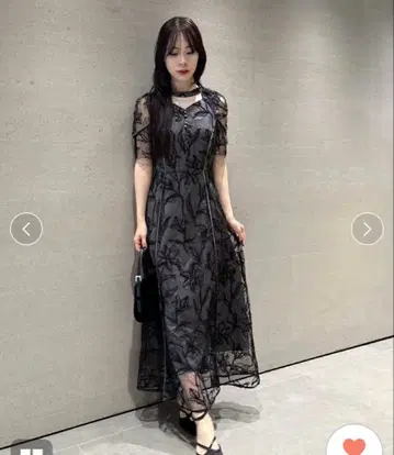 릴리 브라운 튤 자수 드레스 블랙