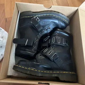 Dr.Martens 정글 하드 벨트 단종 초레어