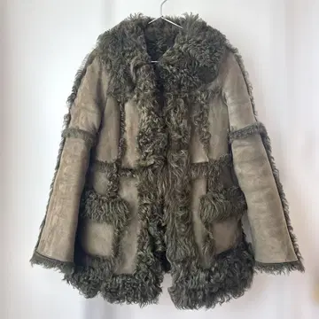 새상품급 EPOCA 무스탕 코트 모스그린 카키 40