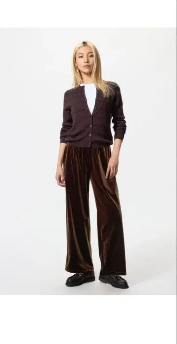 유니클로 소프트 벨로아 이지 팬츠