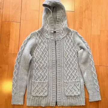 [새상품급] 후드 부착 니트 가디건 (연한 그레이)