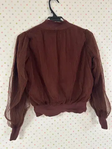 앙데팡당 브라운 튤 니트 38 사이즈