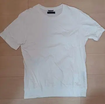 junhashimoto 화이트 크루넥 T셔츠