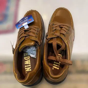 EDWIN 방수 브라운 스니커즈