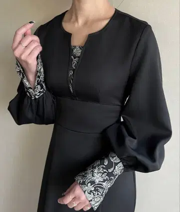 JUNOAH 자카드 키넥 머메이드 원피스 긴팔 블랙 XL