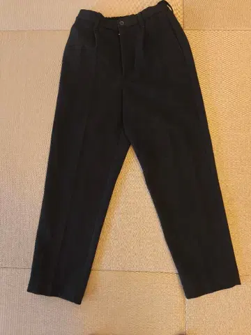 어반 리서치 블랙 슬랙스 사이즈 S