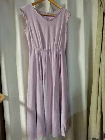 아푸이저 리셰 연보라 슬리브리스 원피스