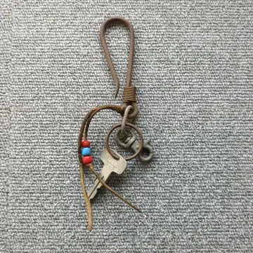 redmoon 레드문 후크 포함 가죽 키링