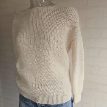 투모로우랜드 모헤어 스웨터 화이트