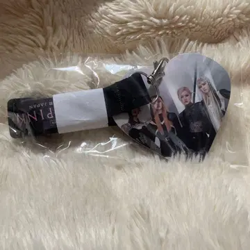 BLAC PINK BORN PINK 하트형 키링