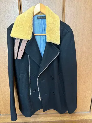 더블 브레스트 피 코트 블랙